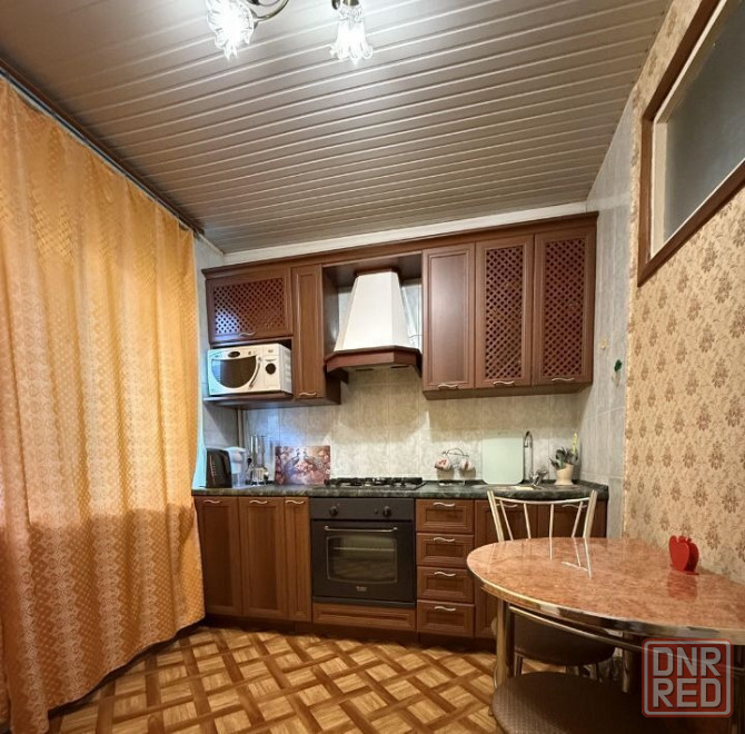 Сдаю шикарную двухкомнатную квартиру в Куйбышевском районе Донецк - изображение 1