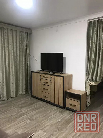 Однокомнатная квартира в Буденновском р-не, ул. Октября. Донецк - изображение 4