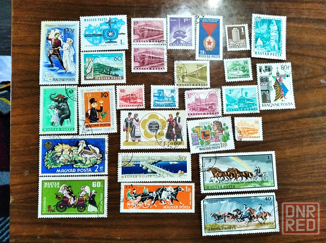 Марки почтовые. . Макеевка - изображение 5