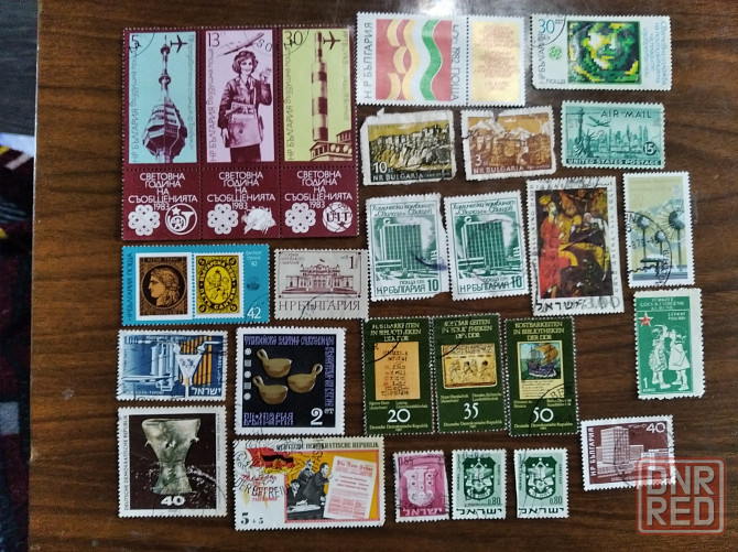 Марки почтовые. . Макеевка - изображение 2