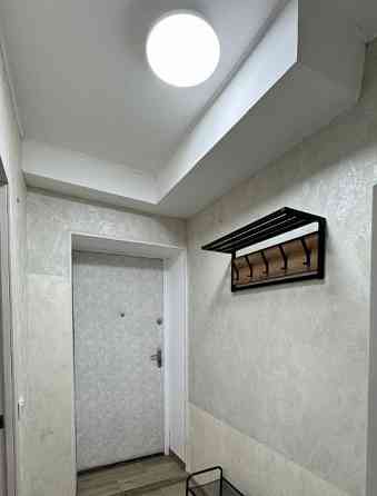 сдаю однушку на бульваре шахтостроителей Донецк