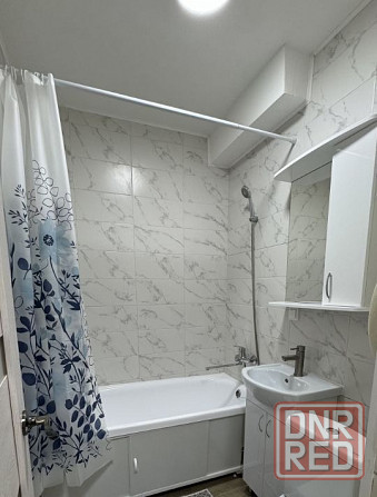 сдаю однушку на бульваре шахтостроителей Донецк - изображение 2