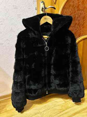 Продам шубку из верблюжьей шерсти Макеевка