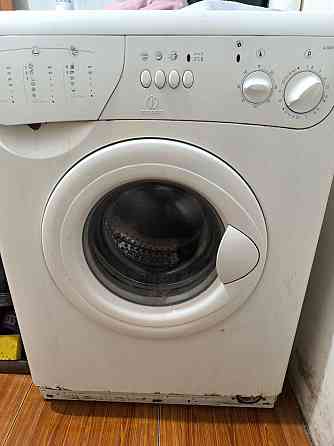 Продам стиральную машинку Indesit Донецк