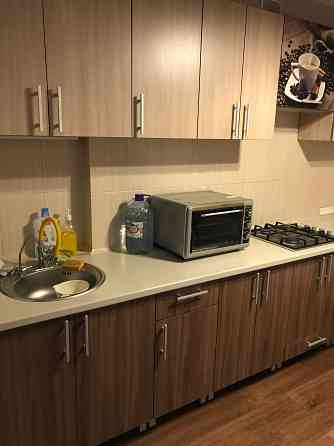 Продам 3ком крупногабаритная Текстильщик с ремонтом сш92 с мебелью и техникой ,комната гардеробная Донецк