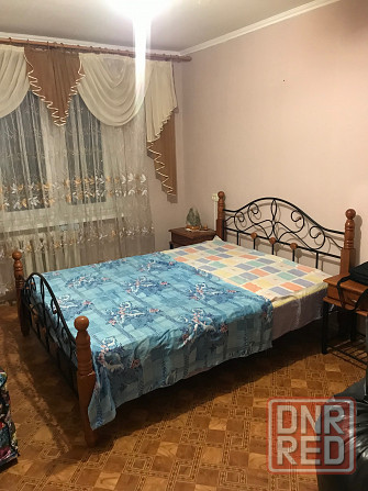 Продам 3ком крупногабаритная Текстильщик с ремонтом сш92 с мебелью и техникой ,комната гардеробная Донецк - изображение 1