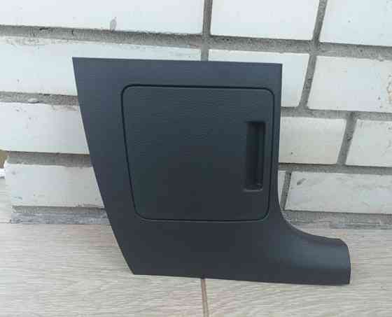 Накладка на порог от VW Polo hatchback (5-го поколения) Донецк