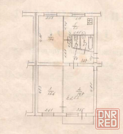 Трехкомнатная в центре Тореза Торез - изображение 1