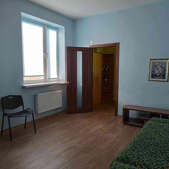 Сдам 2-х комн 100 м² в Новострое. Накопительный бак с насосом Всё необходимое есть Паркинг Консьерж Донецк