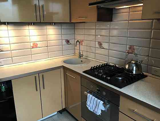 Сдаётся 1-комнатная квартира Ориентир: ул. Краснофлотская, район: Калининский, г. Донецк Донецк