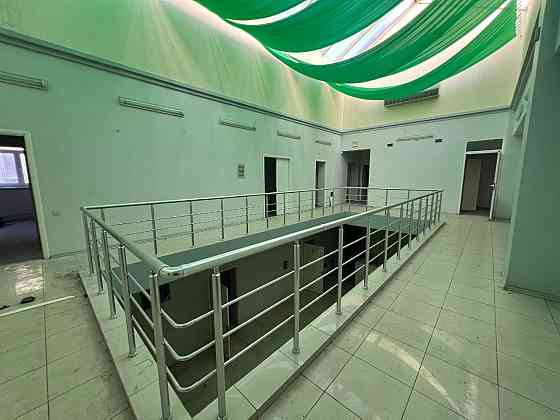 Сдам отдельно стоящее здание 1048 м² под Медицинский центр, Офис. Ремонт. Парковка. Донецк