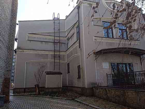 Сдам отдельно стоящее здание 1048 м² под Медицинский центр, Офис. Ремонт. Парковка. Донецк