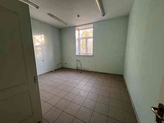 Сдам отдельно стоящее здание 1048 м² под Медицинский центр, Офис. Ремонт. Парковка. Донецк