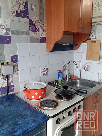 1 комнатная квартира гостинка по ул. Щетинина, рядом автостанция Донецк - изображение 4