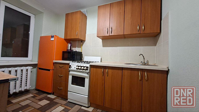 Сдам 1-но комнатную квартиру 9/9 ул. Куйбышева , Топаз. Вода по графику. Всё необходимое есть. Донецк - изображение 3