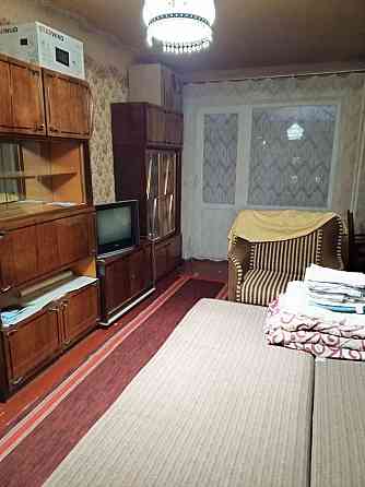 Сдам 1-но комнатную на площади Будённого, ул. Октября. Всё есть. Вода по графику. Донецк