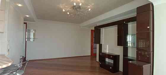 Продам 3-х комнатную в Калининском р-не на пр.Ильича, Грузия, Мединститут. Ремонт. Донецк