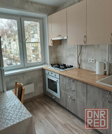 Сдаю однокомнатную квартиру 48 м2 этаж 4/9. город Донецк, Куйбышевский район Донецк - изображение 3