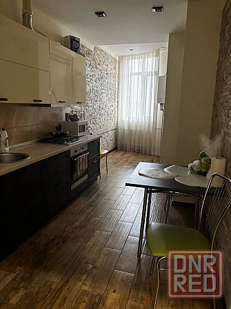 Сдаётся 1-комнатная квартира в Ворошиловском р-не, ул. Коваля Донецк - изображение 1