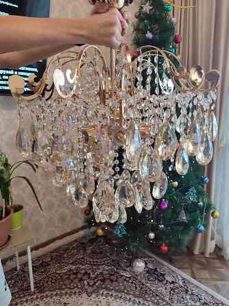 Продам 2 Люстры Донецк