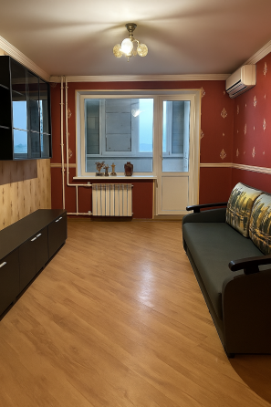 Продаётся трехкомнатная квартира в Левобережном районе Мариуполь