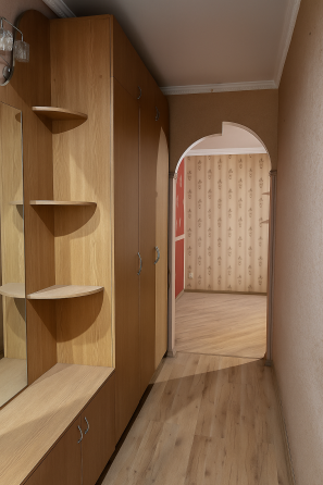 Продаётся трехкомнатная квартира в Левобережном районе Мариуполь