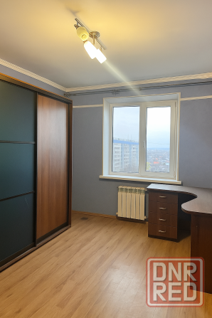 Продаётся трехкомнатная квартира в Левобережном районе Мариуполь - изображение 4