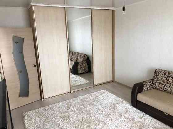 Сдаю отличную однушку в Ворошиловском районе на бульваре Шевченко возле Крытого рынка. Донецк