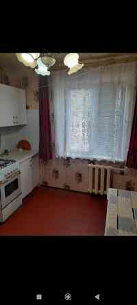 сдам 2 к.кв. ленинский р. ленинский просп. голубой 1 . 30000 р. горячая холодная вода постоянно. Донецк