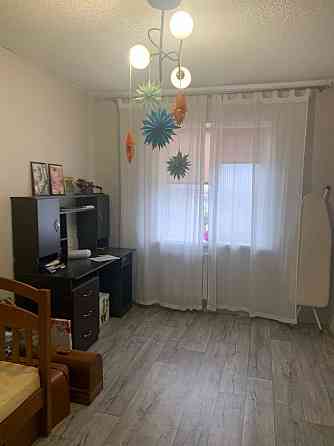 Пpодaжа cвeтлой двухкомнатной кваpтиры в Червоногвардейском районе, мк-н.Калининский Макеевка