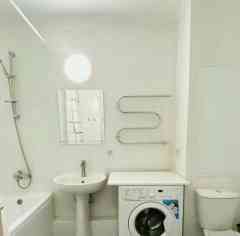 Сдается двухкомнатная квартира на 3 этаже, площадью 52 кв.м. Киевский Донецк