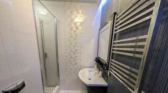 Предлагается стильная 3х комнатная квартира в центре Донецк