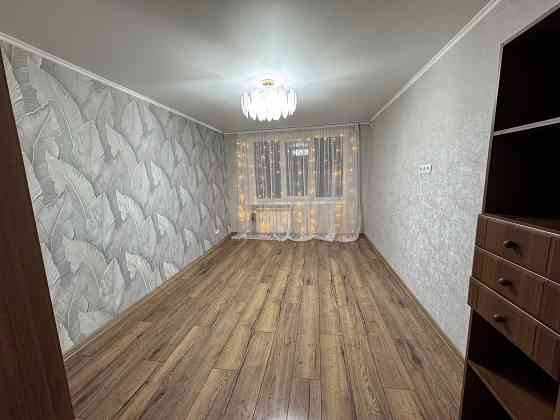 Продам 2х- комнатную квартиру Торез с ремонтом Торез