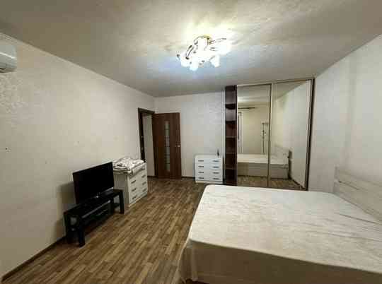 Сдается: 1 комнатная квартира Этаж: 9 Район: Кировский Донецк