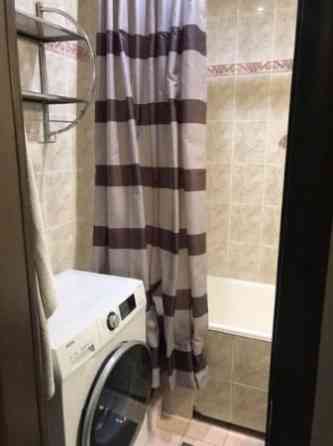 Ленинский, ул. Ивана Ткаченко 1 Донецк