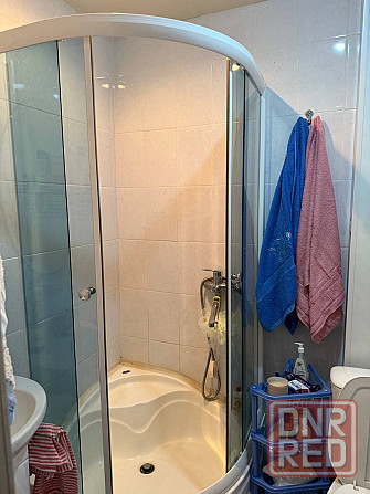 Продам 1но комнатную квартиру в Будённовском районе (Майский рынок) Донецк - изображение 1