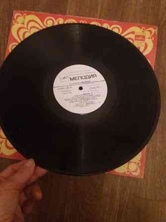 грампластинку поет Жанна бичевская Донецк