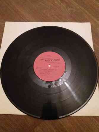 грампластинку поет Александр Малинин "неприкаянный" Донецк