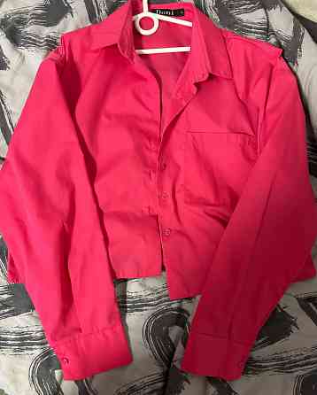 Малиновая рубашка Донецк