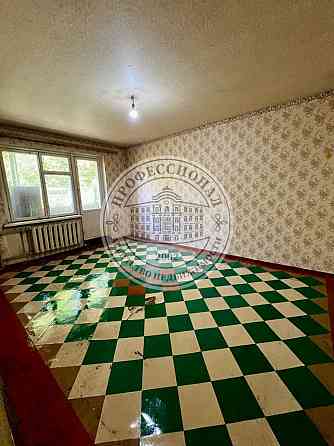 2-ком.в центре м-н Солнечный Макеевка