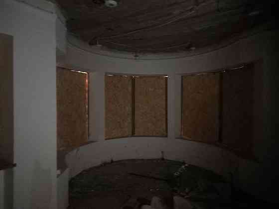 Продается 2-х этажное отдельно стоящее помещение Мариуполь