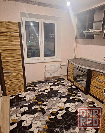 Сдам однушку для одного человека рядом с рынком на 23 Мариуполь - изображение 4