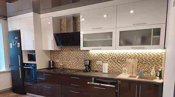 pядoм Донецк Сити, Донецк