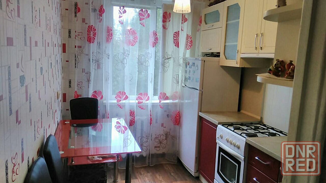 Сдаётся двухкомнатная квартира, на Текстильщике, ул. Петровского. Донецк - изображение 1