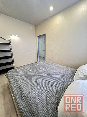 Сдаётся двухкомнатная квартира в Донецке, Калининский район. Донецк - изображение 2