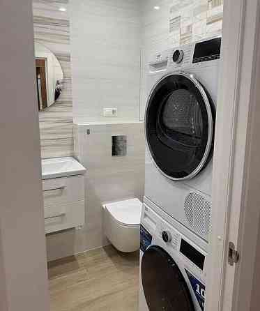 Сдаю однокомнатную квартиру в Ворошиловском районе напротив филармонии. Донецк