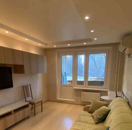 Сдаю двухкомнатную квартиру в Ворошиловском районе на Набережной Донецк