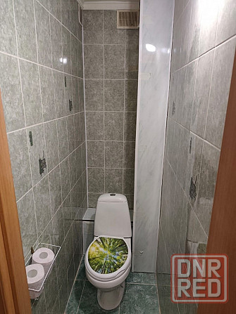 Сдается 1 комнатная квартира в Ханжонкова, мкрн Первомайский, остановка "Космос" Макеевка - изображение 3