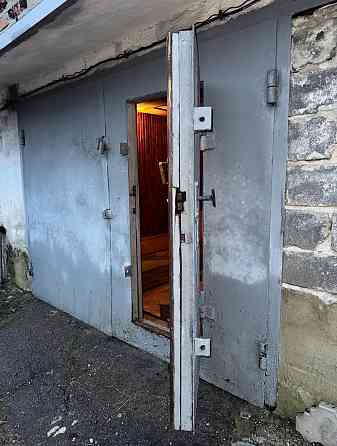 Продам гараж в 2-х уровнях Киевский район,ориентир ул.Собинова(Школа 57) Донецк