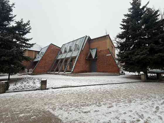 Аренда Коммерческой Недвижимости - 592 м².Самый Центре Ясиноватой - ул. Орджоникидзе ! Ясиноватая